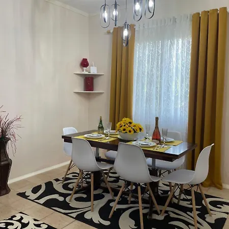 Oni Villa Tirana
